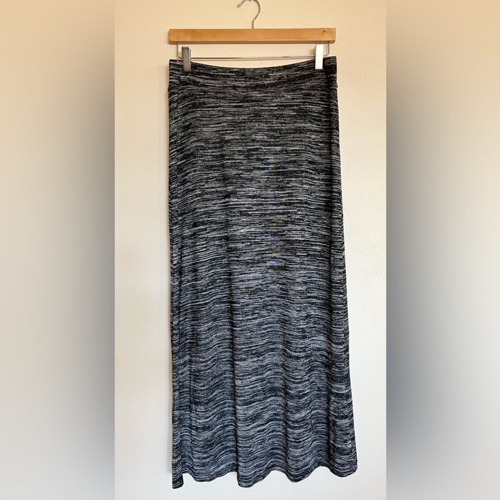 Kenzie Variegated Gray Drape Knit Maxi Skirt